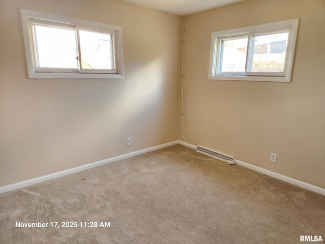 4924 N MANSFIELD Drive, Peoria, IL 61614