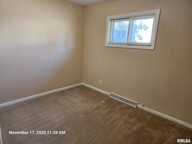 4924 N MANSFIELD Drive, Peoria, IL 61614