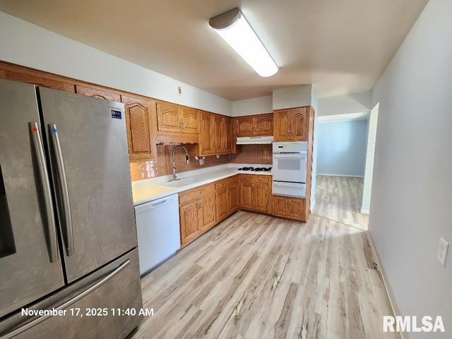 4924 N MANSFIELD Drive, Peoria, IL 61614