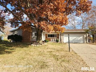 4924 N MANSFIELD Drive, Peoria, IL 61614