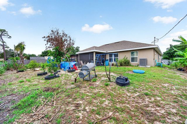 1726 Pace Drive NW, Palm Bay, FL 32907