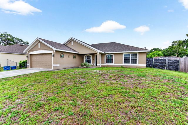 1726 Pace Drive NW, Palm Bay, FL 32907