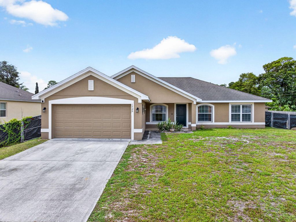 1726 Pace Drive NW, Palm Bay, FL 32907