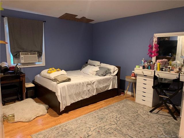 15 Spring Hill Avenue, Norwalk, CT 06850