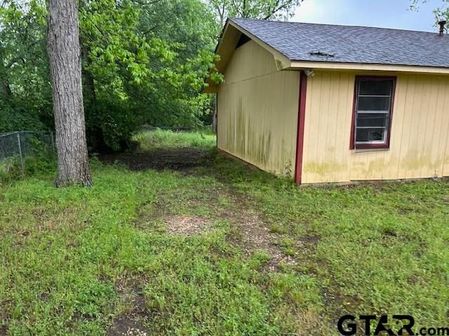 302 Hollis Street, Troup, TX 75789