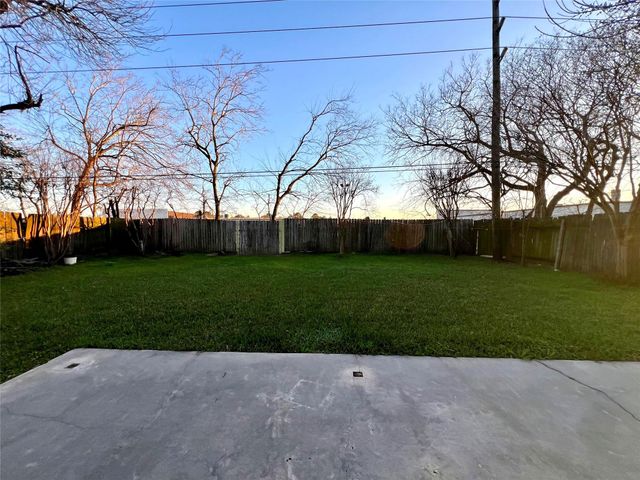 12215 Fetlock Drive, Houston, TX 77065