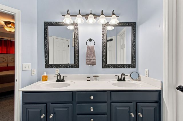 847 Nathan Dr, Columbia, TN 38401
