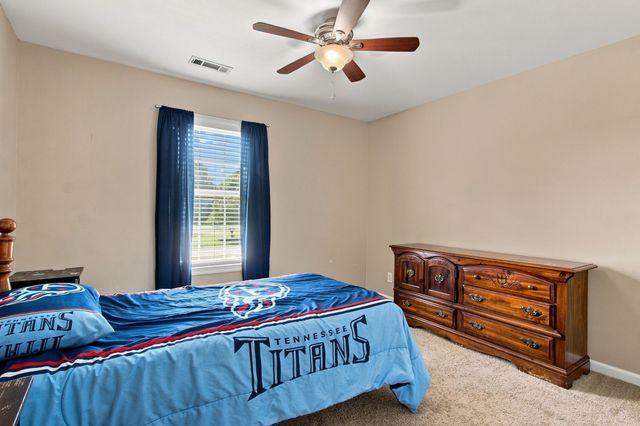 847 Nathan Dr, Columbia, TN 38401