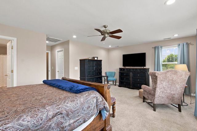 847 Nathan Dr, Columbia, TN 38401
