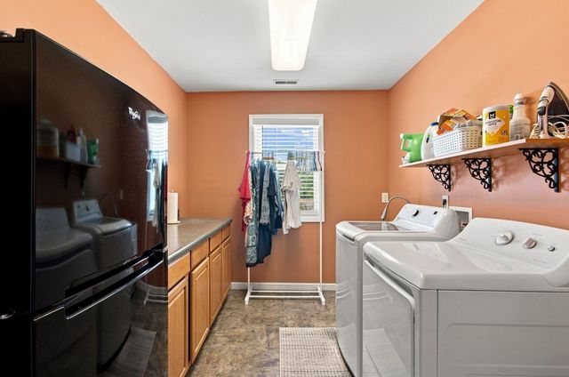 847 Nathan Dr, Columbia, TN 38401