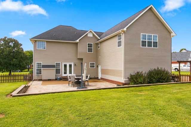 847 Nathan Dr, Columbia, TN 38401