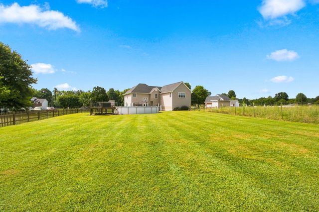 847 Nathan Dr, Columbia, TN 38401