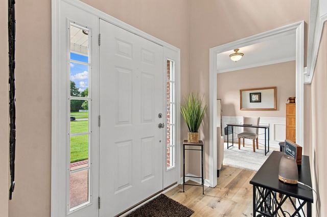 847 Nathan Dr, Columbia, TN 38401