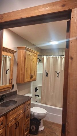 609 Whitthorne St, Shelbyville, TN 37160