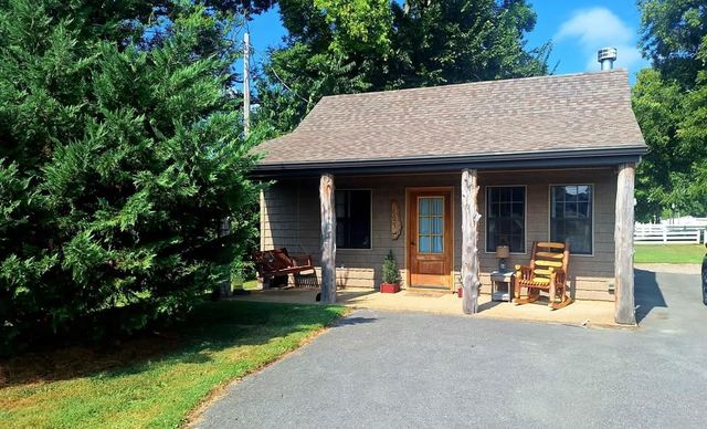 609 Whitthorne St, Shelbyville, TN 37160