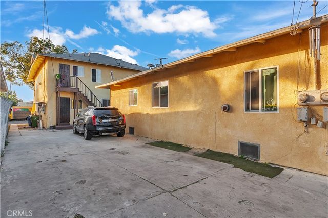 4257 San Pedro Place, Los Angeles, CA 90011