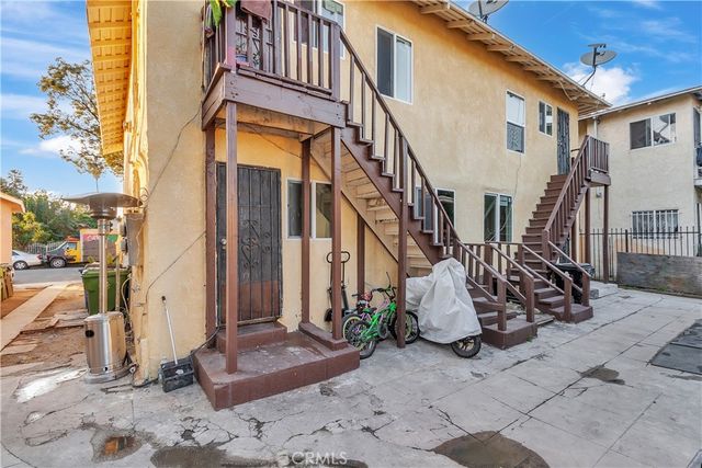 4257 San Pedro Place, Los Angeles, CA 90011