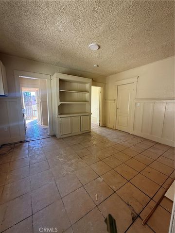 4257 San Pedro Place, Los Angeles, CA 90011