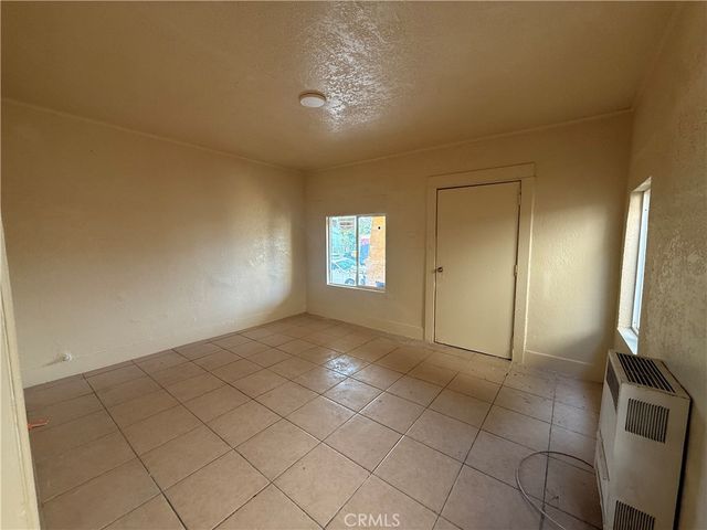 4257 San Pedro Place, Los Angeles, CA 90011