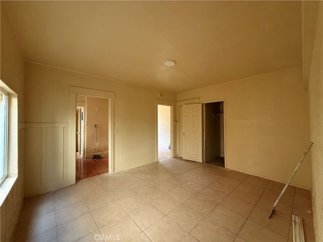 4257 San Pedro Place, Los Angeles, CA 90011