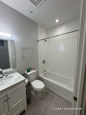 9 Indendence Ave 204, Braintree, MA 02184