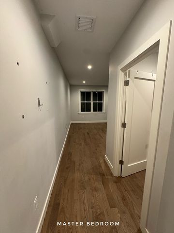 9 Indendence Ave 204, Braintree, MA 02184