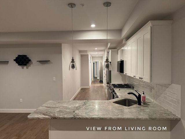 9 Indendence Ave 204, Braintree, MA 02184