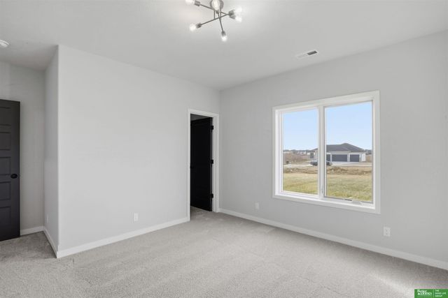 5614 N 198th Street, Elkhorn, NE 68022