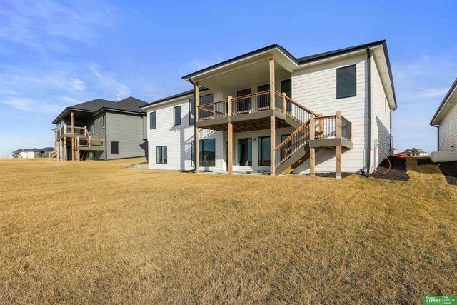 5614 N 198th Street, Elkhorn, NE 68022