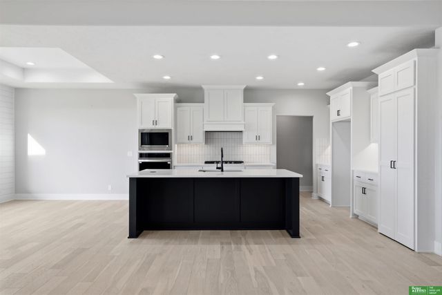 5614 N 198th Street, Elkhorn, NE 68022