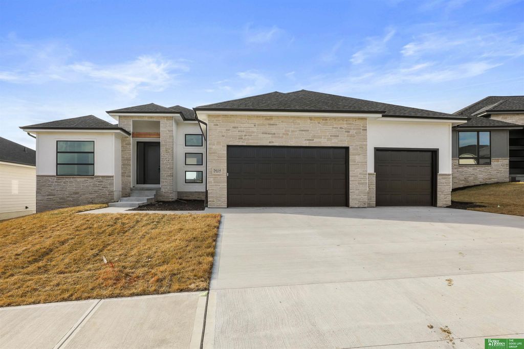 5614 N 198th Street, Elkhorn, NE 68022