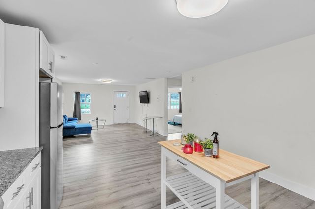 34 Jamison Street, Greenville, SC 29611