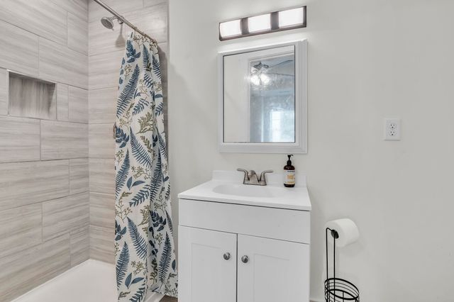 34 Jamison Street, Greenville, SC 29611