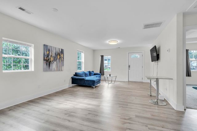 34 Jamison Street, Greenville, SC 29611