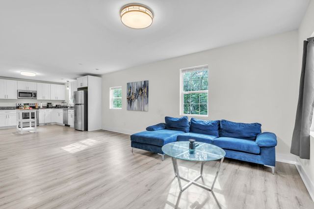 34 Jamison Street, Greenville, SC 29611