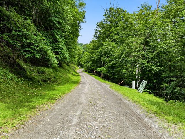 17 Mountain Gait Drive 17, Mars Hill, NC 28754