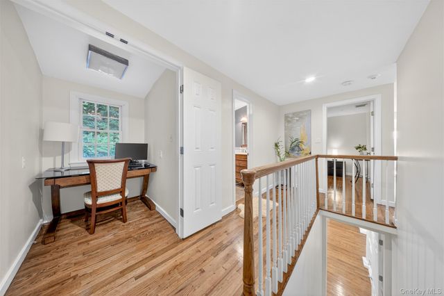 125 Mimosa Drive, East Hills, NY 11576