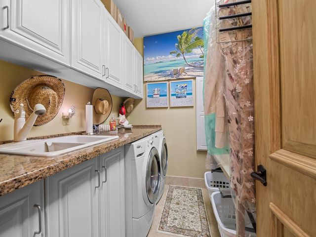 3055 Harbor Drive 1402, Fort Lauderdale, FL 33316