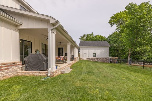 3442 N Sweet Osage Lane, Fayetteville, AR 72704