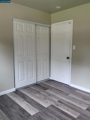 2420 Tomar Ct, Pinole, CA 94564