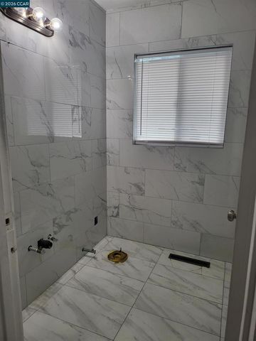 2420 Tomar Ct, Pinole, CA 94564