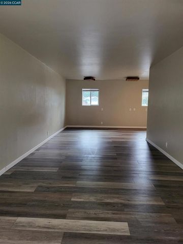 2420 Tomar Ct, Pinole, CA 94564