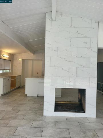 2420 Tomar Ct, Pinole, CA 94564