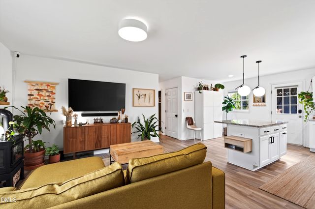 917 Carlisle Street, Raleigh, NC 27610