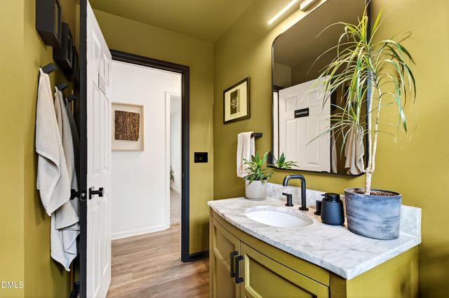 917 Carlisle Street, Raleigh, NC 27610