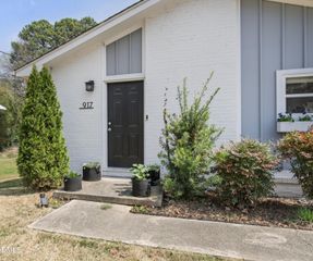 917 Carlisle Street, Raleigh, NC 27610