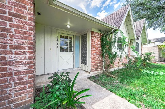 12323 Lima Drive, Houston, TX 77099