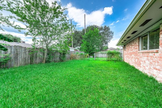12323 Lima Drive, Houston, TX 77099
