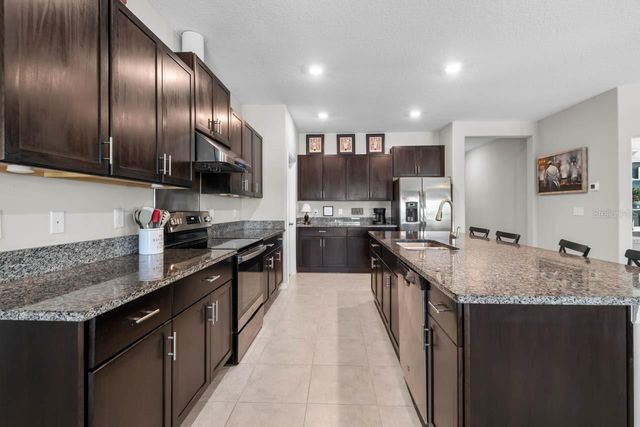 809 TIMELESS MOSS DRIVE, Ruskin, FL 33570