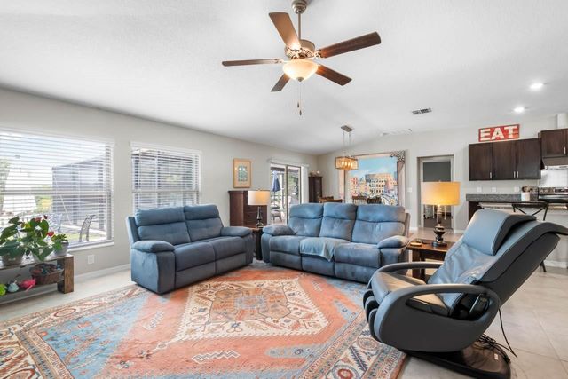 809 TIMELESS MOSS DRIVE, Ruskin, FL 33570
